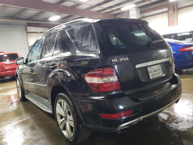 4JGBB8GB0BA730069 - 2011 MERCEDES-BENZ ML 350 4MATIC BLACK photo 2