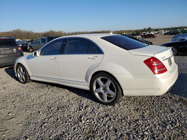 WDDNG7BB8BA404160 - 2011 MERCEDES-BENZ S 550 WHITE photo 2