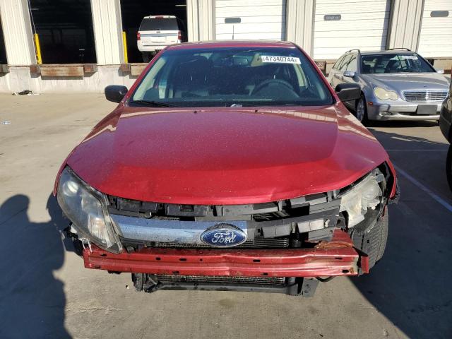 3FAHP0HA7BR105381 - 2011 FORD FUSION SE RED photo 5