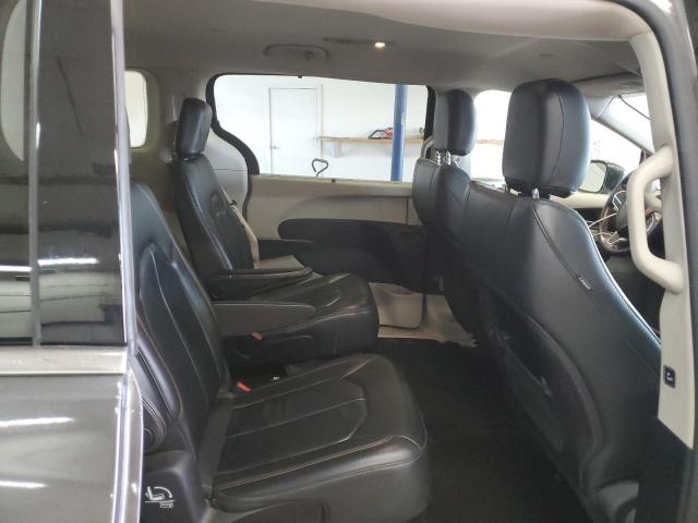2C4RC1BG7HR642473 - 2017 CHRYSLER PACIFICA TOURING L CHARCOAL photo 11