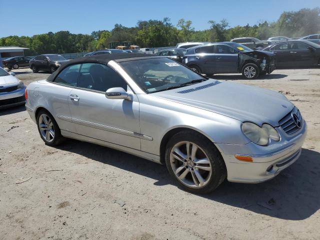 WDBTK65J85F154700 - 2005 MERCEDES-BENZ CLK 320 SILVER photo 4