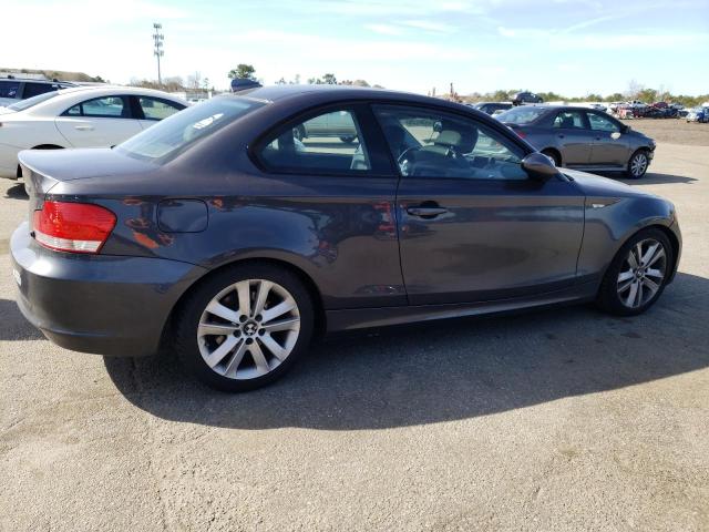 WBAUP73598VF08592 - 2008 BMW 128 I CHARCOAL photo 3