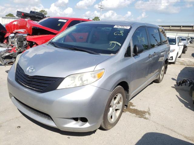 5TDKA3DCXBS008375 - 2011 TOYOTA SIENNA BASE SILVER photo 2