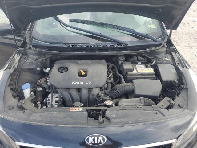 3KPFL4A74JE164428 - 2018 KIA FORTE LX BLACK photo 11