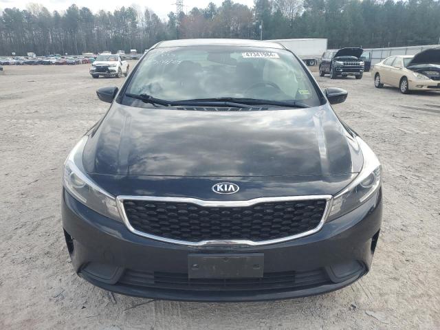 3KPFL4A74JE164428 - 2018 KIA FORTE LX BLACK photo 5