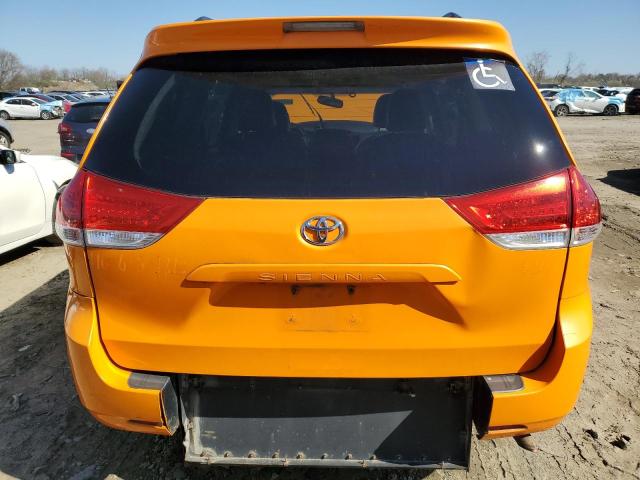 5TDKK3DC7DS338927 - 2013 TOYOTA SIENNA LE ORANGE photo 6