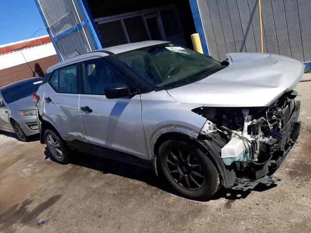 3N1CP5BV4LL571547 - 2020 NISSAN KICKS S SILVER photo 4