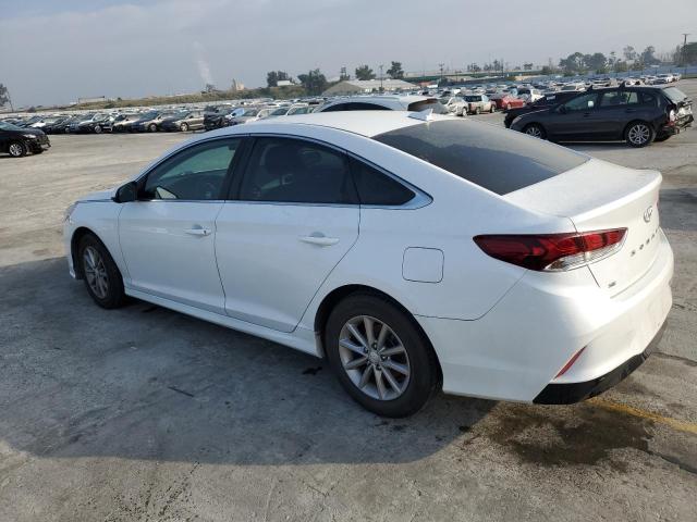 5NPE24AF0KH747582 - 2019 HYUNDAI SONATA SE WHITE photo 2