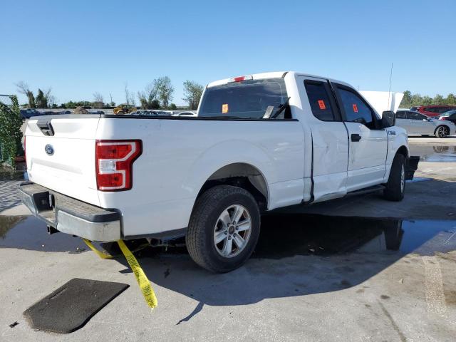 1FTEX1CB5JKC77348 - 2018 FORD F150 SUPER CAB WHITE photo 3