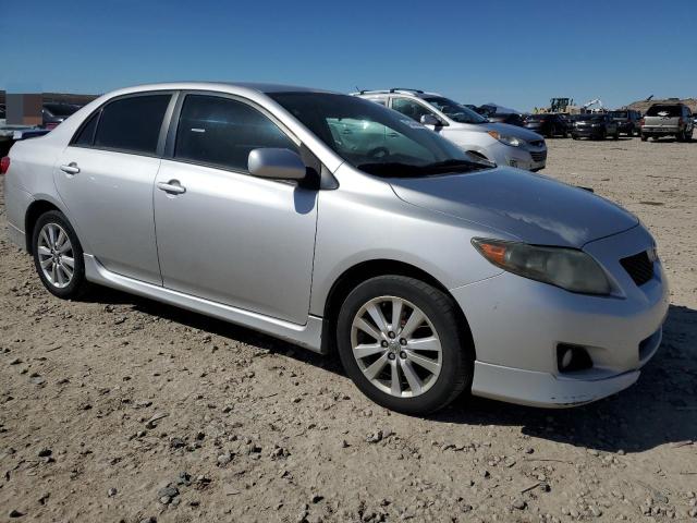 1NXBU4EE9AZ285733 - 2010 TOYOTA COROLLA BASE GRAY photo 4