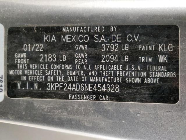 3KPF24AD6NE454328 - 2022 KIA FORTE FE SILVER photo 12