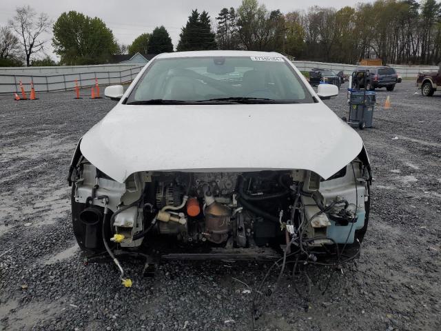 1G4GB5G38GF251566 - 2016 BUICK LACROSSE WHITE photo 5