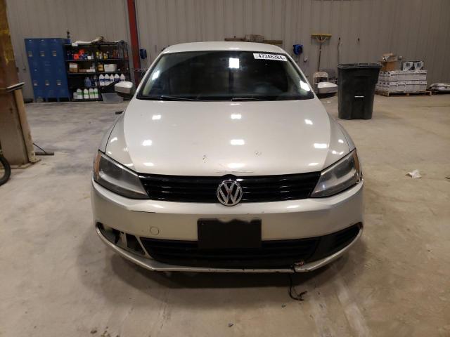 3VWDX7AJ5BM352226 - 2011 VOLKSWAGEN JETTA SE WHITE photo 5