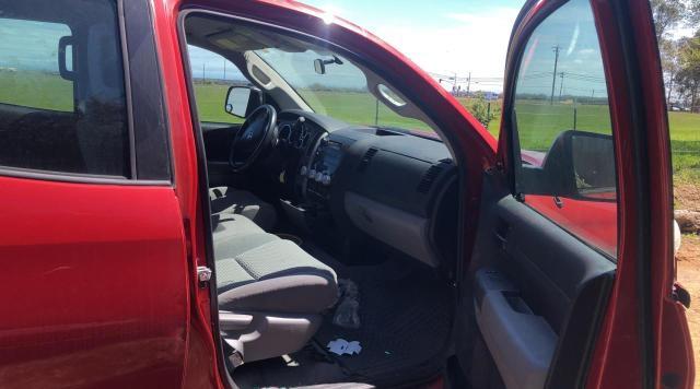 5TFRM5F10BX024835 - 2011 TOYOTA TUNDRA DOUBLE CAB SR5 RED photo 5