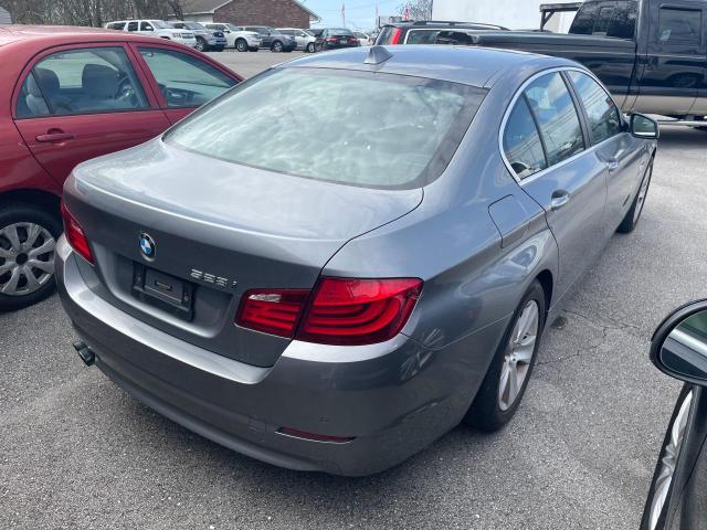 WBAXH5C51CDW08051 - 2012 BMW 528 XI GRAY photo 4