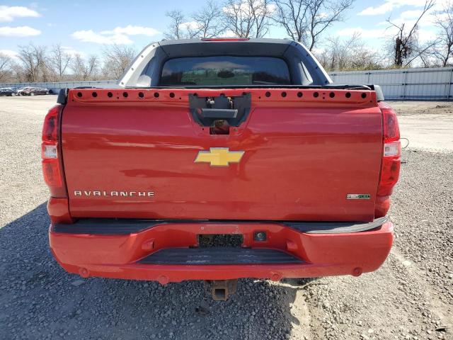 3GNTKFE3XBG139880 - 2011 CHEVROLET AVALANCHE LT RED photo 6