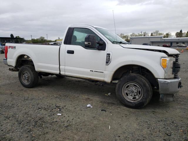 1FTBF2BT3HED79276 - 2017 FORD F250 SUPER DUTY WHITE photo 4