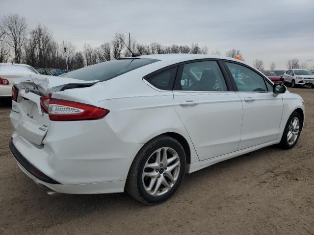 1FA6P0HD0G5112023 - 2016 FORD FUSION SE WHITE photo 3