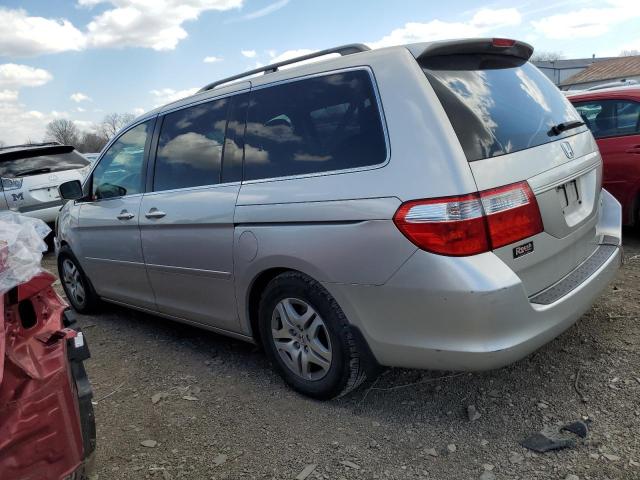 5FNRL38455B404511 - 2005 HONDA ODYSSEY EX SILVER photo 2