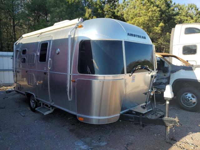 2019 AIRS CAMPER, null