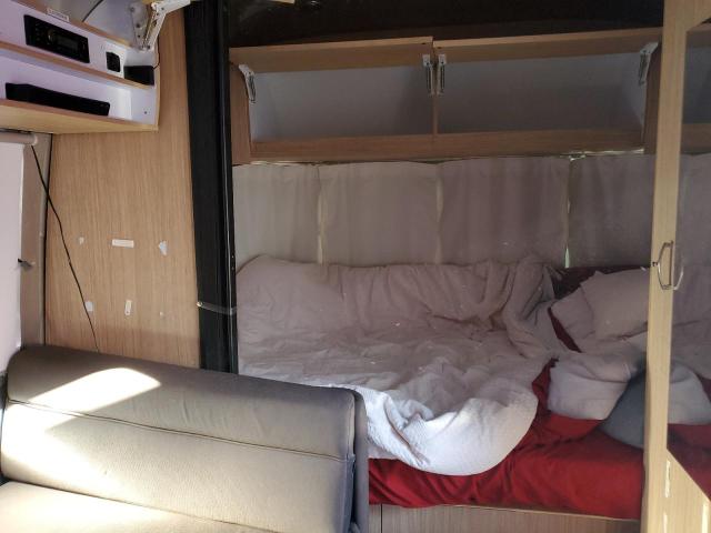 1STC9AD10KJ548963 - 2019 AIRS CAMPER ვერცხლისფერი ფოტო 5