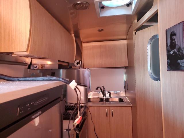 1STC9AD10KJ548963 - 2019 AIRS CAMPER ვერცხლისფერი ფოტო 6