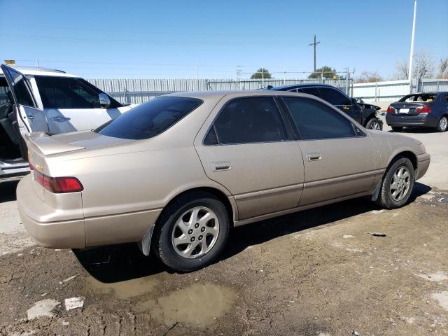 JT2BF28K8W0112202 - 1998 TOYOTA CAMRY LE GOLD photo 3
