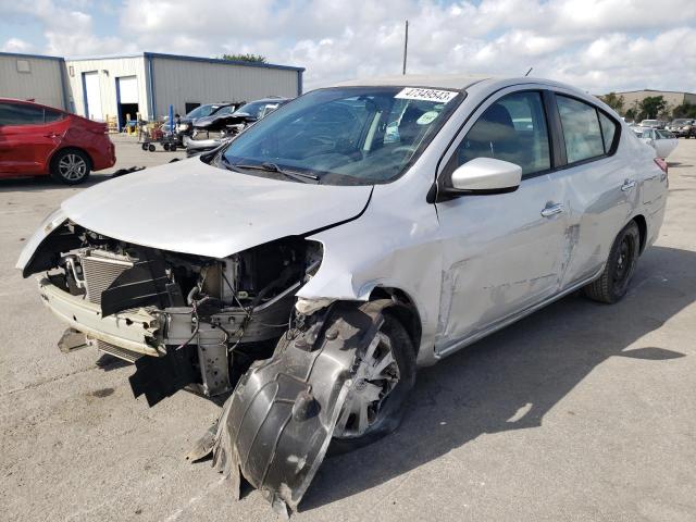 3N1CN7AP6KL821289 - 2019 NISSAN VERSA S SILVER photo 1