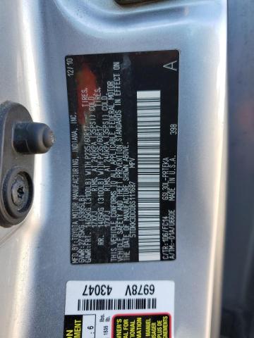 5TDKK3DC0BS111687 - 2011 TOYOTA SIENNA LE SILVER photo 13