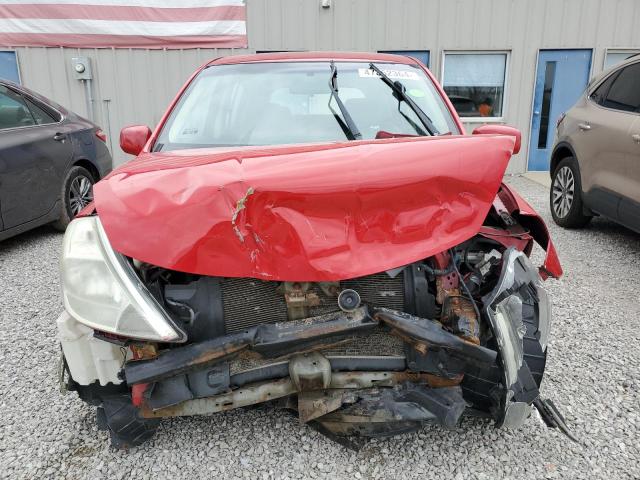 3N1BC1CPXAL400427 - 2010 NISSAN VERSA S RED photo 5