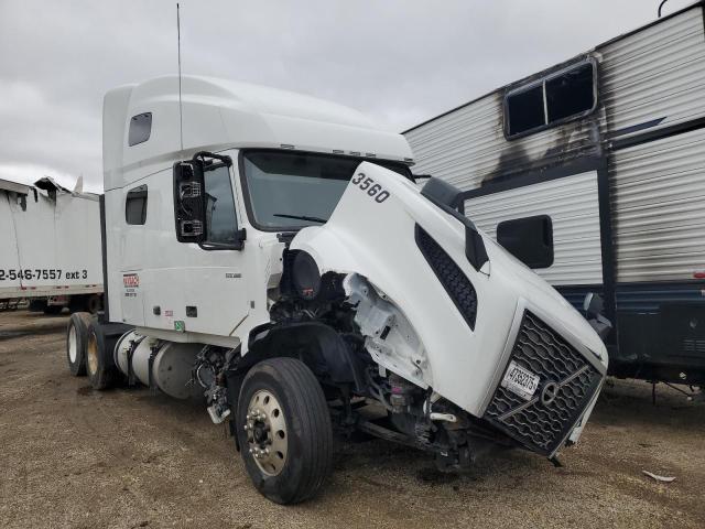2022 VOLVO VN VNL, null