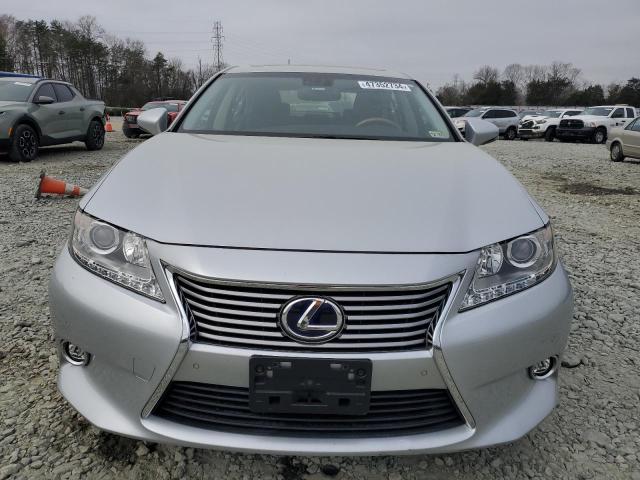 JTHBW1GG6F2087379 - 2015 LEXUS ES 300H SILVER photo 5