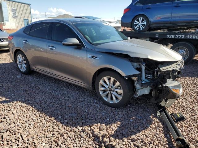 5XXGU4L32JG233765 - 2018 KIA OPTIMA EX GRAY photo 4