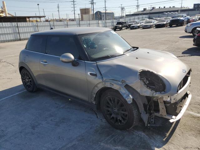 WMWXP5C55H3C63738 - 2017 MINI COOPER GRAY photo 4