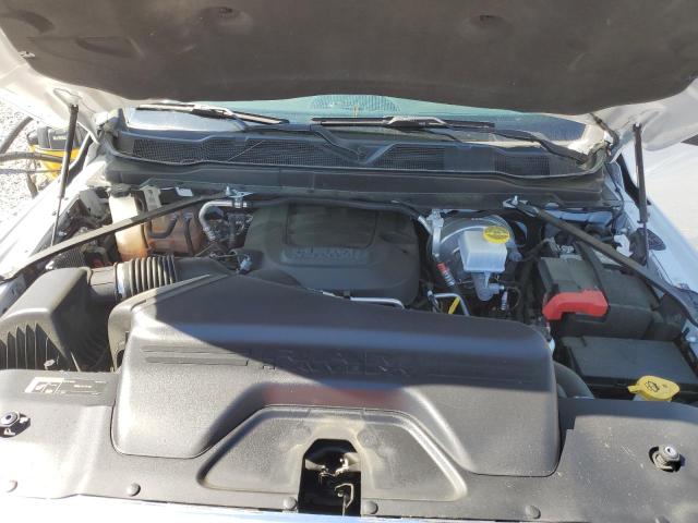 3C6UR5DJ1NG176945 - 2022 RAM 2500 BIG HORN/LONE STAR WHITE photo 11