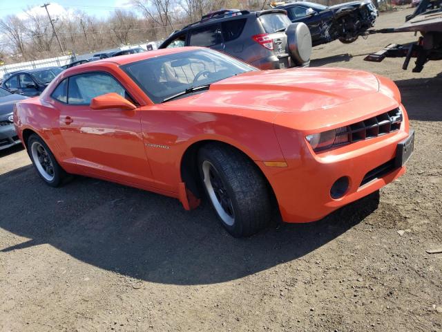 2G1FE1E36D9107093 - 2013 CHEVROLET CAMARO LS ORANGE photo 4