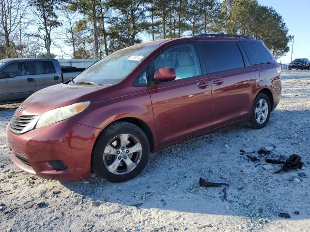 5TDKK3DC8BS004502 - 2011 TOYOTA SIENNA LE RED photo 1