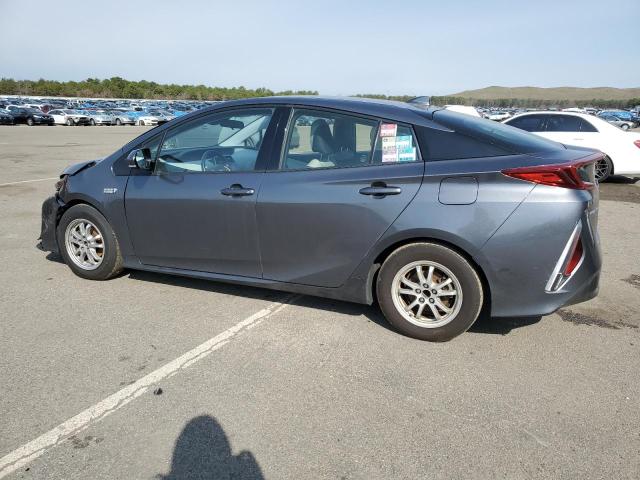 JTDKARFP8J3095437 - 2018 TOYOTA PRIUS PRIM ნაცრისფერი ფოტო 2