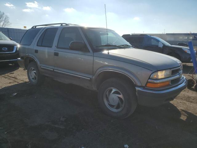 1GNDT13W81K251022 - 2001 CHEVROLET BLAZER SILVER photo 4