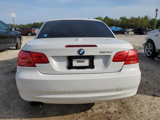 WBADW7C57BE544630 - 2011 BMW 328 I SULEV WHITE photo 6