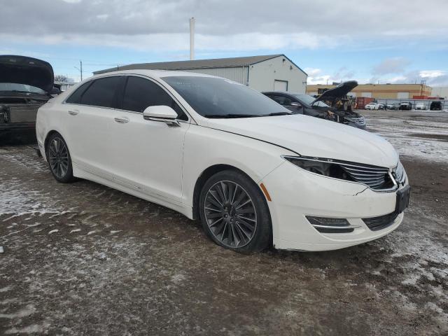 3LN6L2G90FR618795 - 2015 LINCOLN MKZ WHITE photo 4