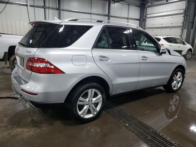 4JGDA5HBXEA324250 - 2014 MERCEDES-BENZ ML 350 4MATIC SILVER photo 3