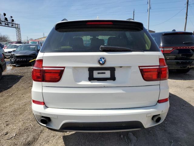 5UXZV4C55BL409456 - 2011 BMW X5 XDRIVE35I WHITE photo 6