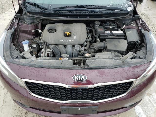 3KPFK4A76HE158207 - 2017 KIA FORTE LX MAROON photo 11