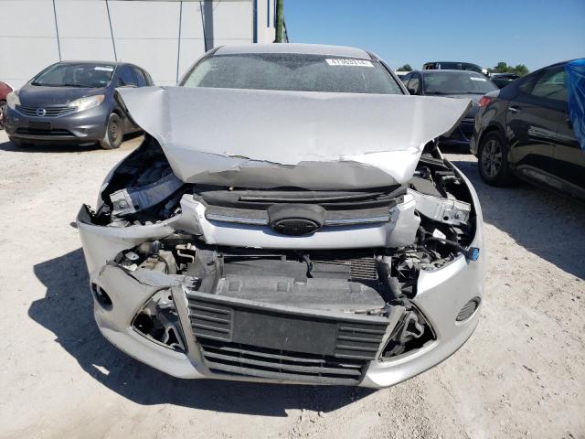 1FAHP3F27CL216798 - 2012 FORD FOCUS SE SILVER photo 5