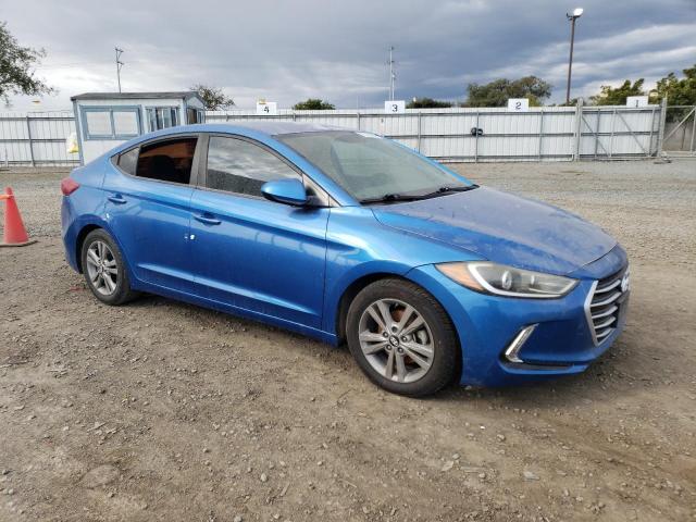 KMHD84LF4HU204429 - 2017 HYUNDAI ELANTRA SE BLUE photo 4