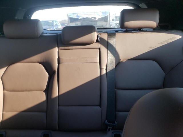 SJKCH5CR0HA022273 - 2017 INFINITI QX30 BASE Silber Foto 10