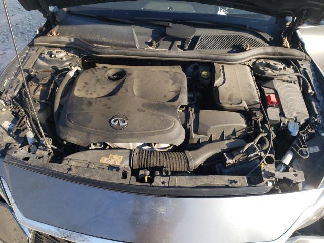 SJKCH5CR0HA022273 - 2017 INFINITI QX30 BASE Silber Foto 12