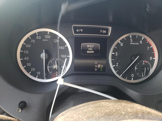 SJKCH5CR0HA022273 - 2017 INFINITI QX30 BASE Silber Foto 9