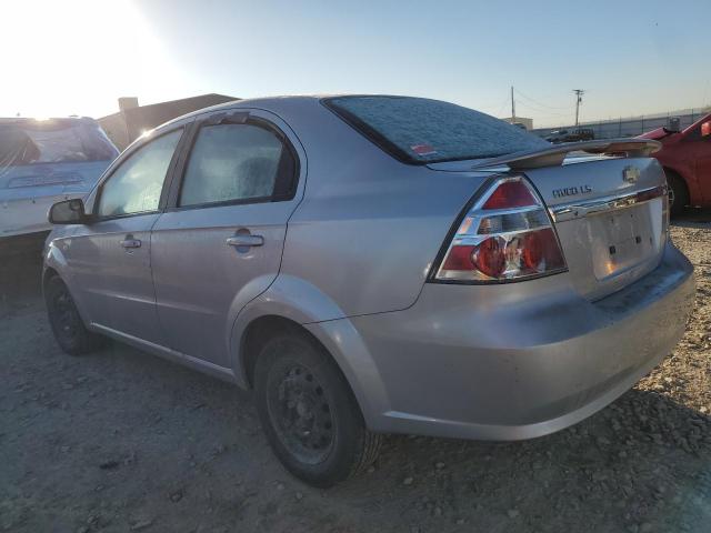KL1TD56638B242511 - 2008 CHEVROLET AVEO BASE SILVER photo 2